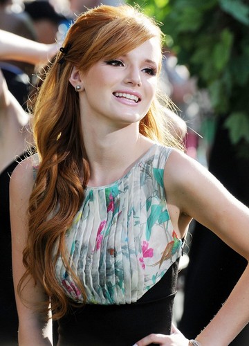  Bella Thorne at the "The Odd Life Of Timothy Green" premier 5 August 2012