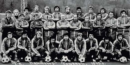  In August 1979,FC Pakhtakor Tashkent killed in plane crash 17 football players