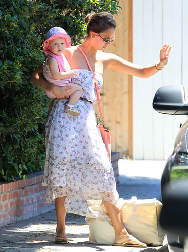 Jessica Alba and Family in Brentwood [August 5, 2012]