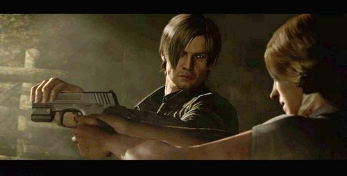  Leon in RE6