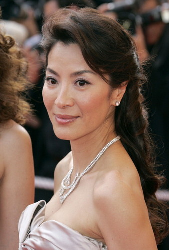  Michelle Yeoh