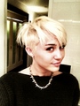 Miley says goodbye to the bun, debuts new haircut on  - miley-cyrus photo