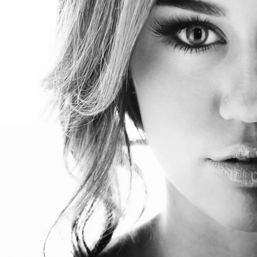 Miley_Nazanin