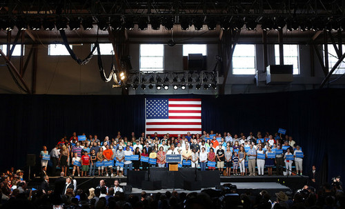  Obama Takes Two-Day Campaign سوئنگ, جھول Through Colorado [August 9, 2012]