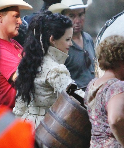 Once Upon A Time - Season 2 - August 9th set foto