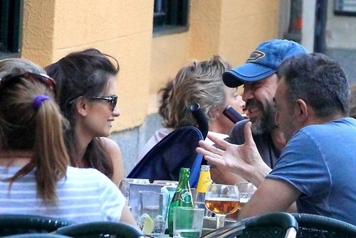 Penélope Cruz and Javier Bardem Dine Out [July 18, 2012]