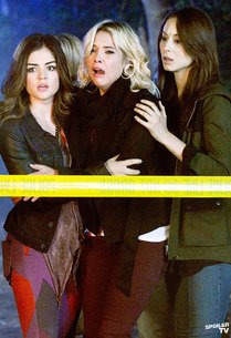  Pretty Little Liars - Episode 3.12 - The Lady Killer - First Look Promotional foto