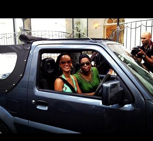  리한나 with Oprah Winfrey in Barbados 7 August 2012