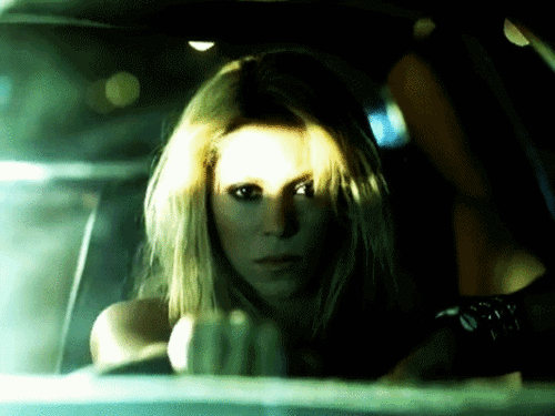  Shakira in ‘Objection (Tango)’ muziek video