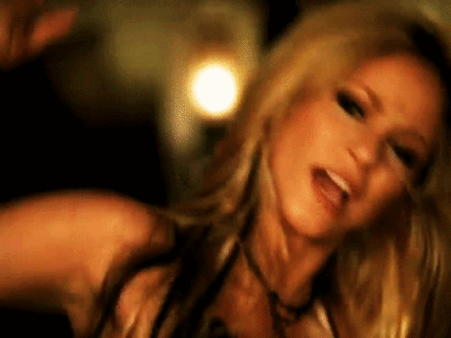  Shakira in ‘Objection (Tango)’ موسیقی video