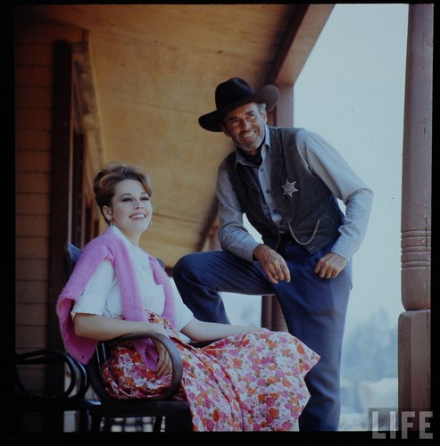  Henry Fonda and Jane Fonda