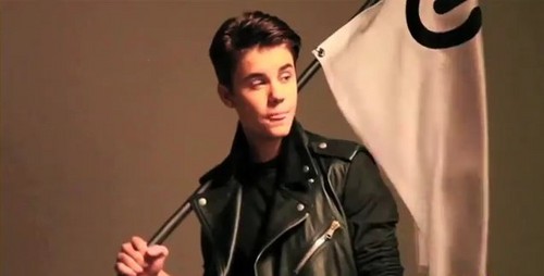  Justin Bieber's BTS تصویر Shoot for VIBE Magazine