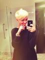 Mileys new haircut - miley-cyrus photo