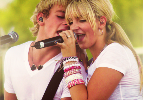 Ross and Rydel