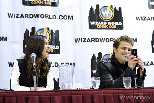 Torrey and Paul at World Wizard Comic Con (April 14th, 2012)