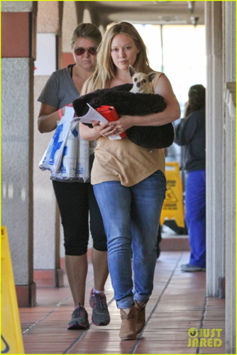 Hilary - Leaving The Vets - August 09, 2012