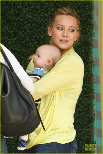  Hilary - Shopping with her son Luca & mom in Beverly Hills - June 19, 2012