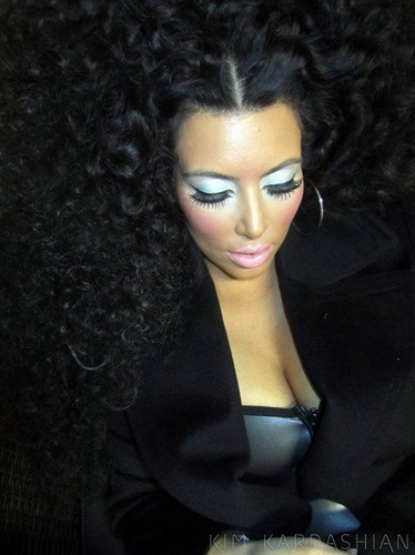  Kim with Diana Ross' look