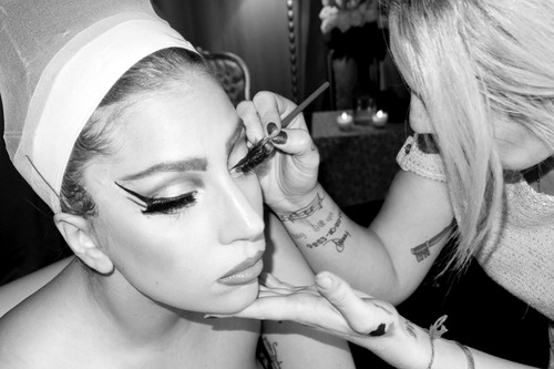  New foto of Gaga oleh Terry Richardson