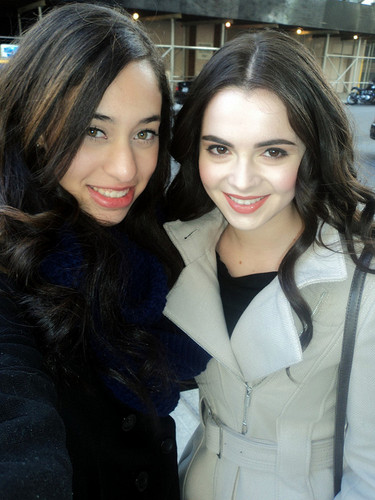  Vanessa with fan