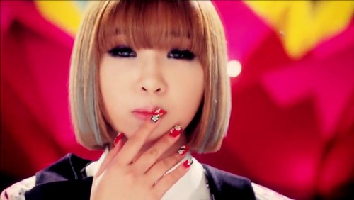  "I 爱情 You" 音乐 video screencap