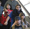 Blanket Jackson, Prince Jackson and Paris Jackson at the airport ♥♥ - paris-jackson photo