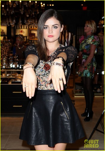  Lucy Hale at the Henri Bendel Las Vegas store opening at the Fashion montrer Mall (August 29)