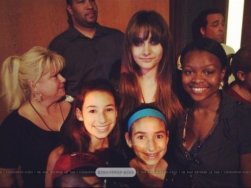  Paris Jackson with fans in Gary, Indiana ♥♥