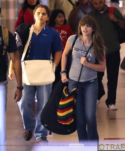  Prince Jackson and his sister Paris Jackson at the airport ♥♥