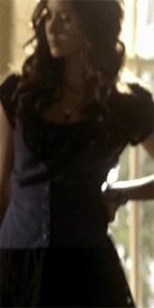  [2] Katherine: outfit from episode...