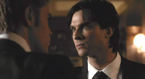 "This woman ruined our lives. She destroyed us. Tonight it ends." Damon または Stefan in Masquerade?
