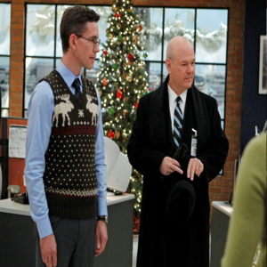  Who zei "Nice sweater" to Palmer in episode "Newborn King"
