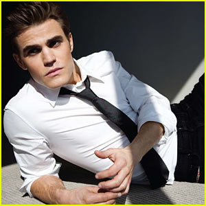  In which place occured Paul Wesley first kiss?