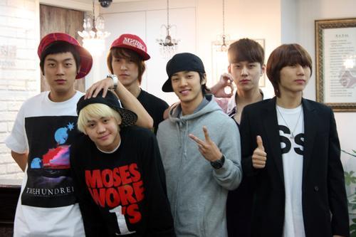 Who is the cutest member in BEAST group?