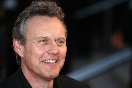  Who will Anthony Head play in the upcoming movie "Percy Jackson: Sea of Monsters"?