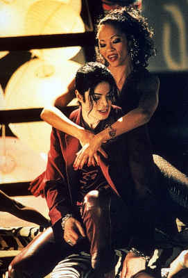 Who played Michael´s amor Interest in his Video Blood On The Dancefloor?