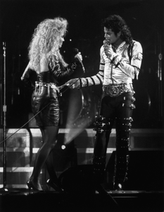  With what Singer Michael didn´t do a duet?