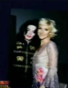  Who is this lady with Michael Jackson