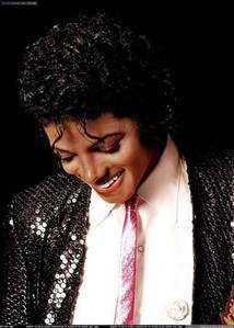  Michael was idolized 의해 legions of 팬 worldwide