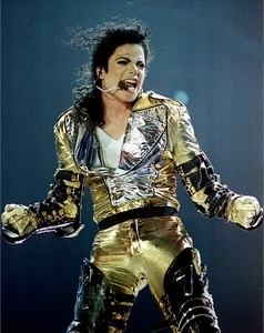  "Thriller" has sold nearly 60,000,000 copies worldwide to तारीख, दिनांक