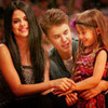 What wrong this girl with Justin & Selena? But shes cute <333 Zainah122 photo