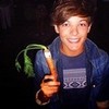 Louis Tomlinson with a CARROT!! AA-BVBfanatic photo