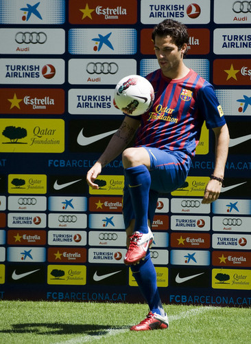  FC Barcelona Unveils New Signing Cesc Fabregas
