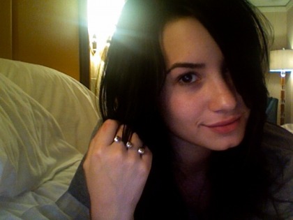  who love's demi ME!! demi with no makeup
