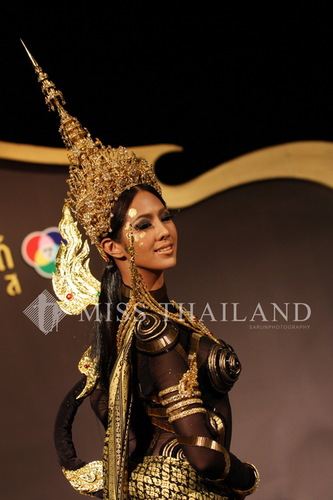  Miss Thailand Universe ,Nationnal Costume and Everning vestido