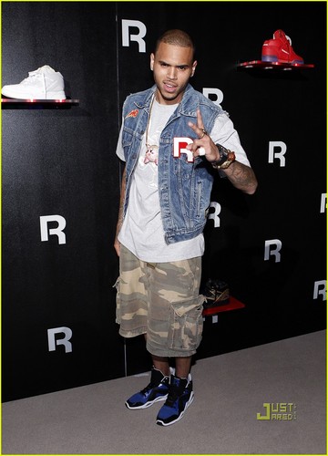  Chris Brown: Reebok Classics Party with Swizz Beatz!