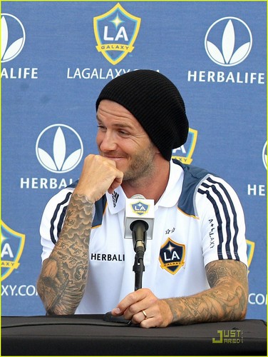  David Beckham Welcomes Robbie Keane to L.A. Galaxy