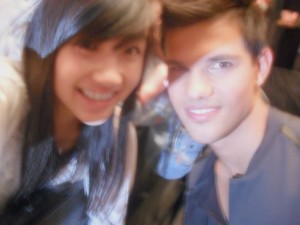  người hâm mộ Encounter with Taylor Lautner at 'Abduction' Premiere in Melbourne, Australia