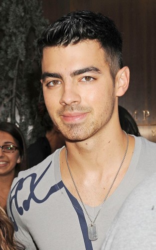  Joe Jonas 2011
