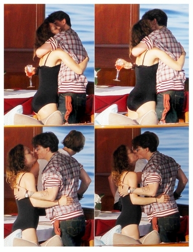  Johnny Depp and Vanessa کشتی Vajoliroja [20/08/2011]